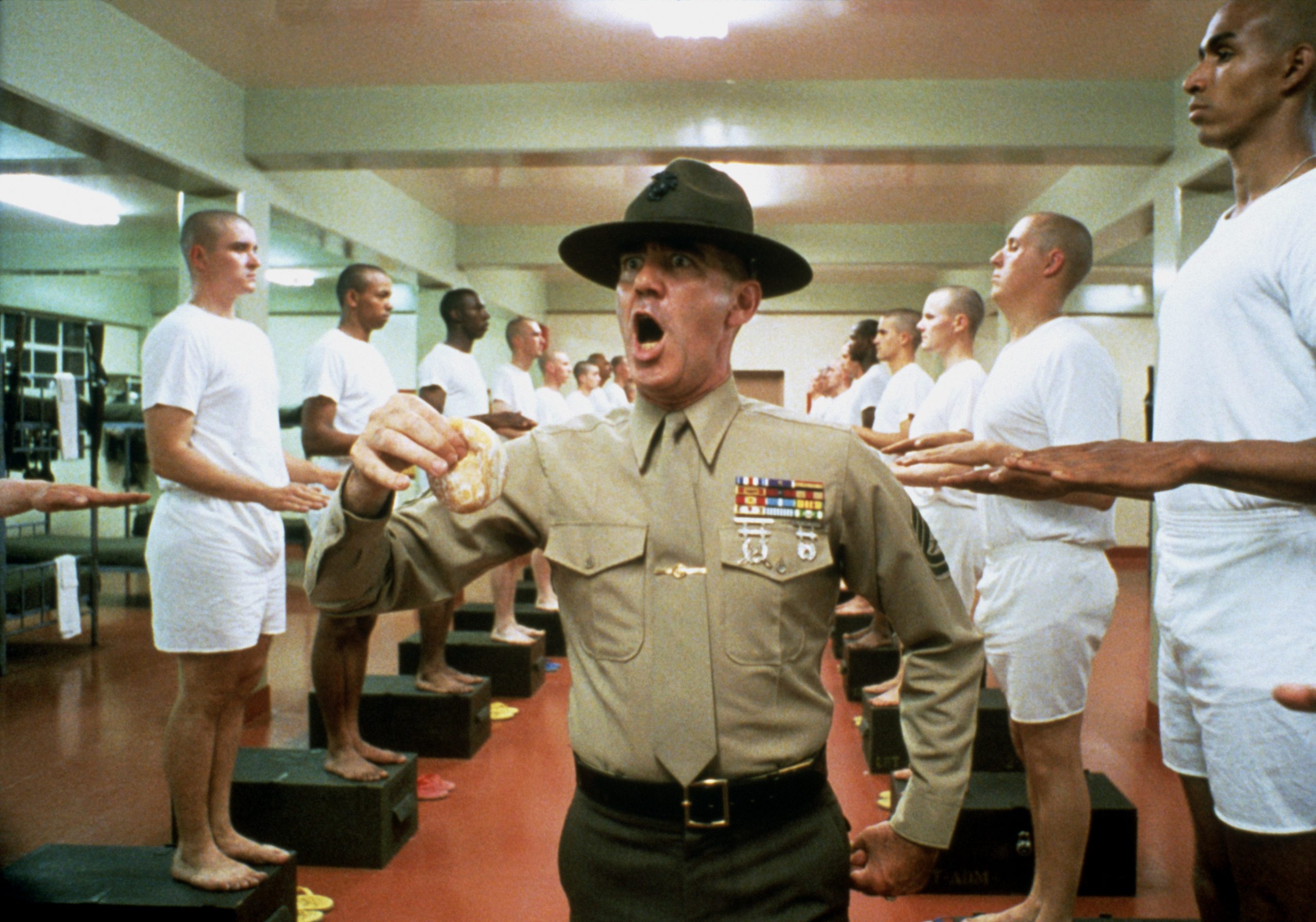 L’ultima crisi isterica di Conte, c’era una volta Full Metal Jacket