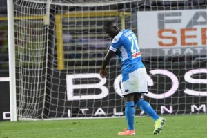 koulibaly vuole andare via