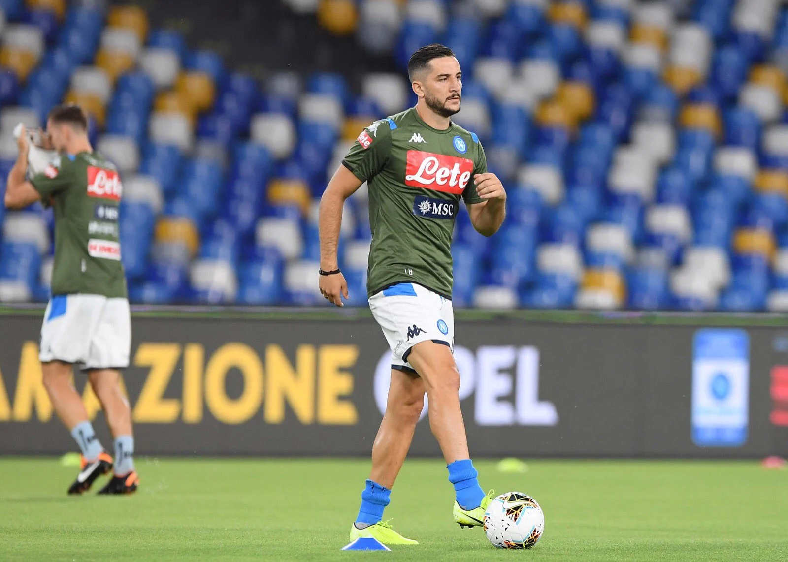 Manolas