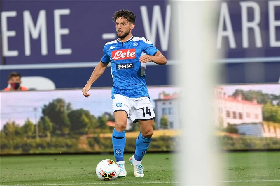 Gazzetta: Napoli da paradosso. Perfetto nel primo tempo senza i suoi tre tenori