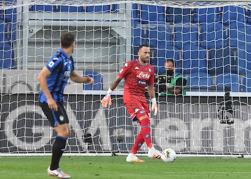 L’Atalanta gioca per due risultati, primo tempo 0-0
