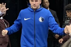 Doncic guadagnerà 346 milioni di dollari in 5 anni: è il contratto sportivo più ricco di sempre item-thumbnail