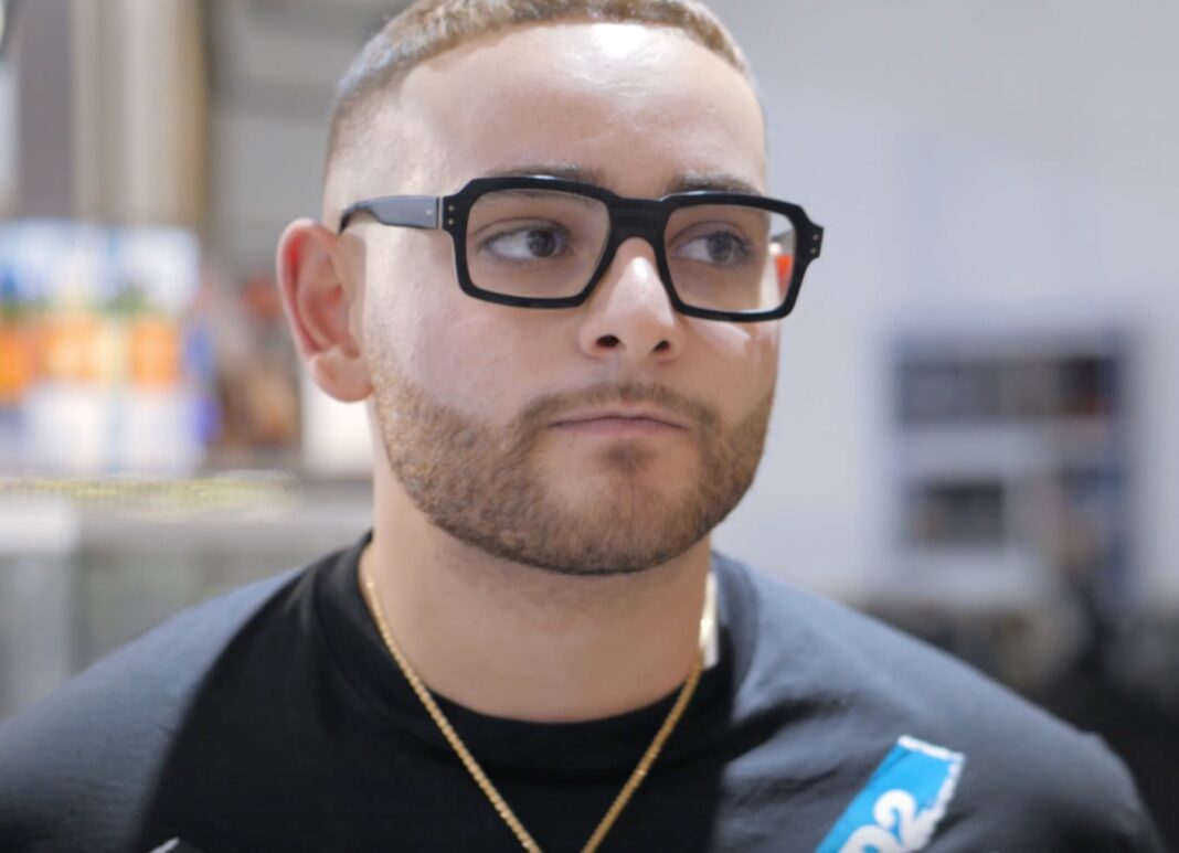 Rocco Hunt: «Quando conobbi Pino Daniele mi disse “Non ti perdere in questa ammuina”» Rocco Hunt: «Quando conobbi Pino Daniele mi disse “Non ti perdere in questa ammuina”»