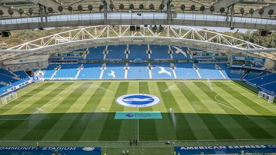 Brighton-Chelsea con spettatori