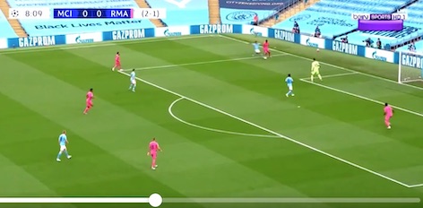 La costruzione da dietro costa al Real Madrid un gol da polli (VIDEO) La costruzione da dietro costa al Real Madrid un gol da polli (VIDEO)