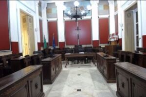 Quattro dipendenti positivi, il sindaco di Ercolano chiude il Comune item-thumbnail