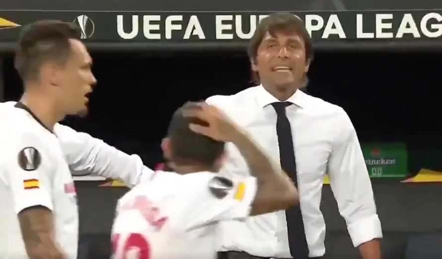 Conte Banega parrucchino