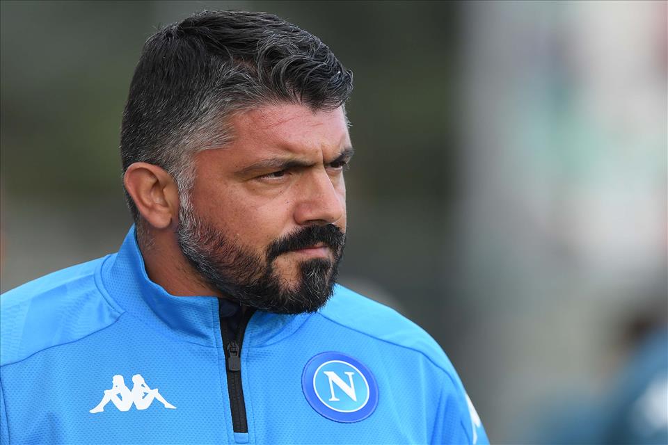 Gattuso sfrutta la bolla per compattare il Napoli e lavorare sul 4-2-3-1