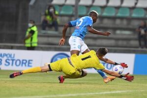 Osimhen, preoccupa la tenuta fisica dopo 6 mesi di stop, il Napoli prepara piano di recupero item-thumbnail