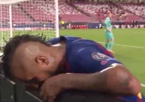 Vidal disperato al sesto gol del Bayern