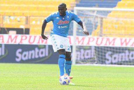 Telegraph: il PSG offre 80 milioni per Koulibaly, superato il Manchester City