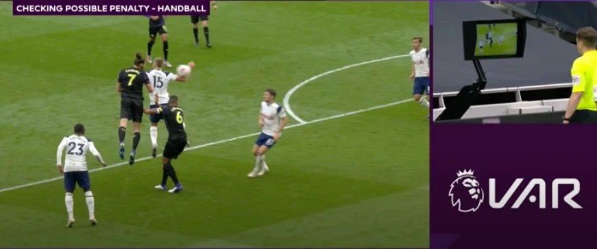 arbitri falli di mano