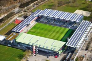 Il Friburgo ha costruito uno stadio da 76 milioni, ma non può usarlo perché fa troppo rumore item-thumbnail