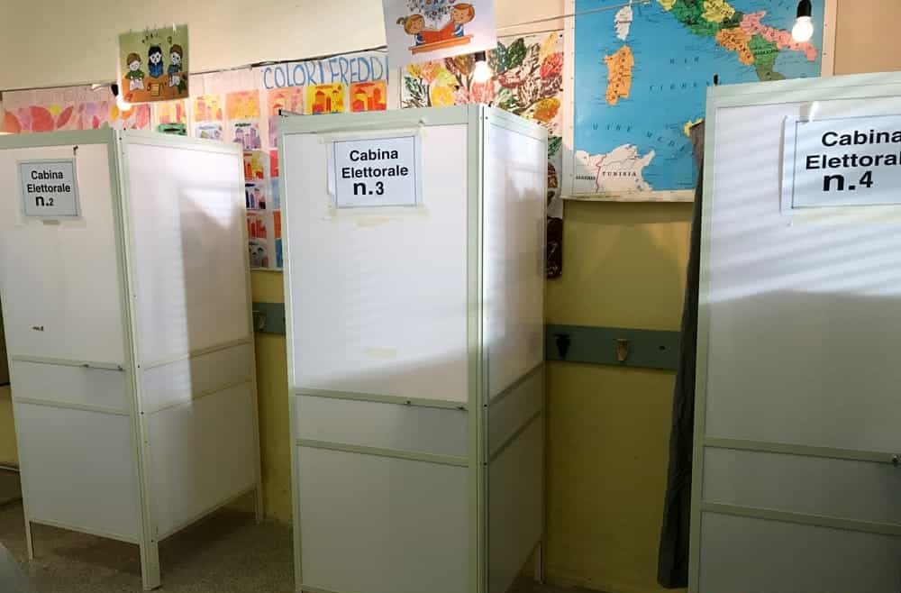 Bisognerebbe essere onesti, sulla salita dei contagi hanno influito più le elezioni che la scuola Bisognerebbe essere onesti, sulla salita dei contagi hanno influito più le elezioni che la scuola