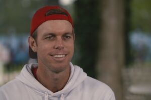 Ha il Covid e vogliono ricoverarlo, l’incredibile fuga del tennista americano dalle Asl russe item-thumbnail