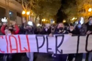 Corteo al Vomero contro le chiusure del nuovo Dpcm item-thumbnail