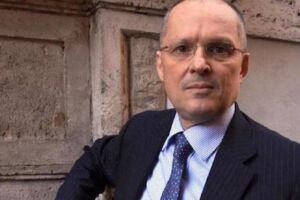 Ricciardi: «Hanno fatto bene le Asl di Napoli, hanno evitato un focolaio» item-thumbnail