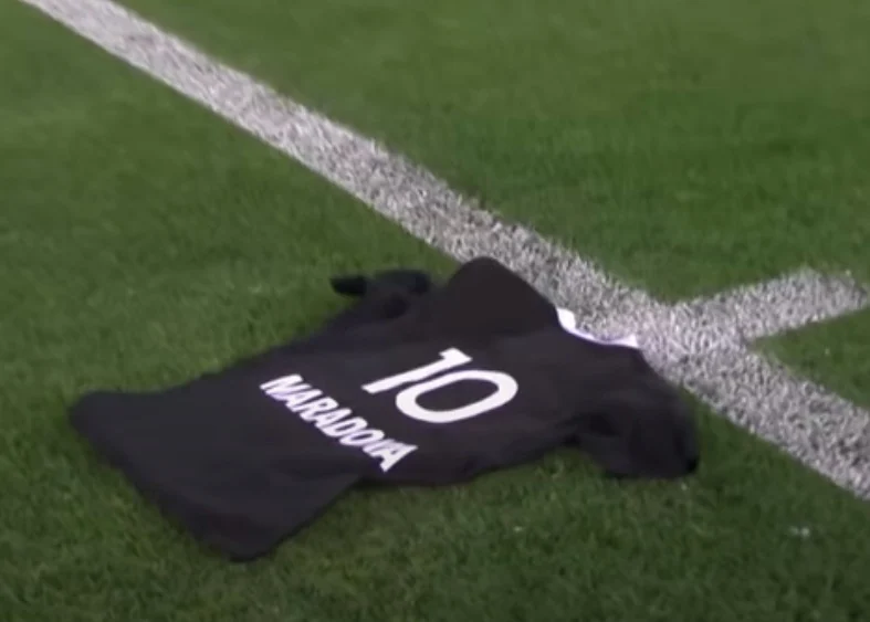 L'omaggio degli All Blacks per Maradona