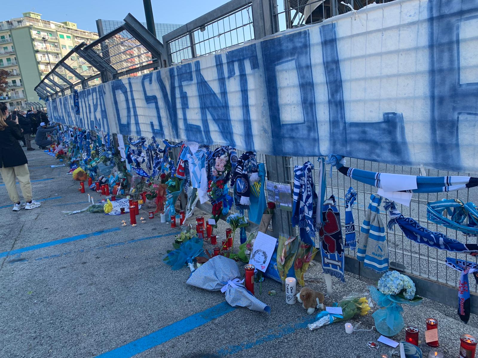 L’assessore De Majo: “Organizzeremo una mostra dedicata a Maradona al Museo Filangieri” L’assessore De Majo: “Organizzeremo una mostra dedicata a Maradona al Museo Filangieri”