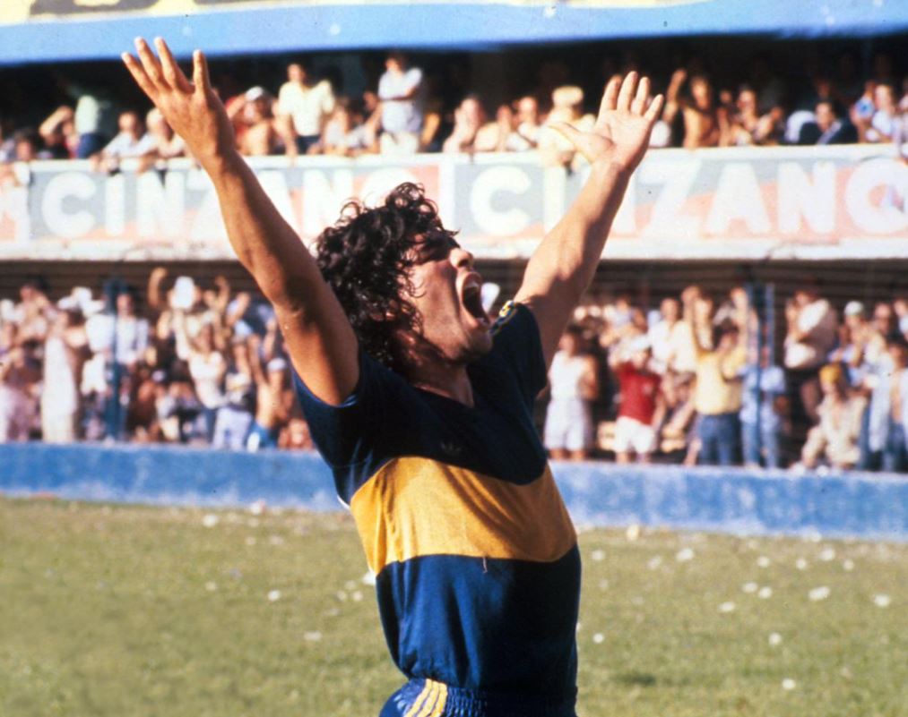 Il Boca Juniors saluta Maradona: "Grazie per sempre. Eterno Diego