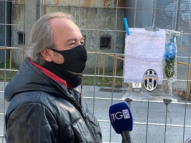 L'omaggio del tifoso juventino a Maradona