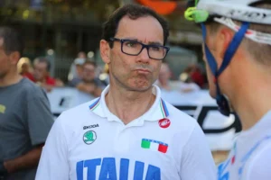 il ct Cassani torna in italia in anticipo