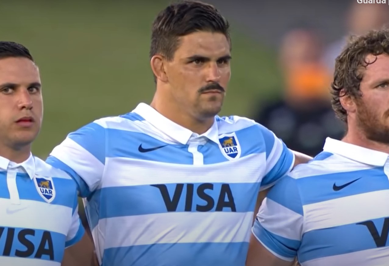 “E’ un buon giorno per investire negri”, il capitano dell’Argentina di rugby sospeso per razzismo “E’ un buon giorno per investire negri”, il capitano dell’Argentina di rugby sospeso per razzismo