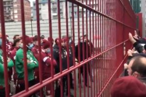Il Torino contestato dai tifosi. A Brescia, dopo un confronto con gli ultrà, Giampaolo sparì item-thumbnail