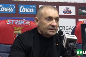 Casertana, il presidente: “Voglio abbandonare il calcio. Per 3 punti schifosi falsano il campionato” item-thumbnail