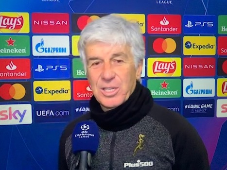 Gasperini: «La costruzione dal basso non è una moda, ma bisogna anche saper giocare sulla palla lunga» Gasperini: «La costruzione dal basso non è una moda, ma bisogna anche saper giocare sulla palla lunga»