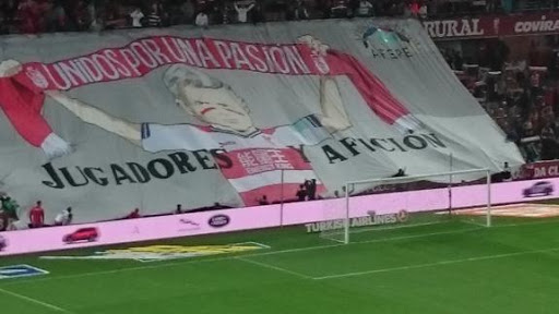 Granada città e tifoseria passionale: una semifinale di Copa del rey ha infiammato le strade Granada città e tifoseria passionale: una semifinale di Copa del rey ha infiammato le strade