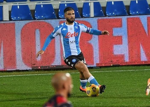 Il Napoli non è la Juventus e a Crotone vince facilmente (3-0)