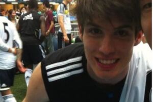 Dieci anni e una sola partita giocata col Chelsea: la carriera record di Piazón item-thumbnail