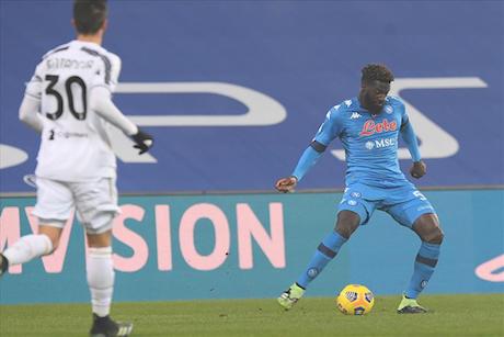 Ieri l’ennesimo remake del Napoli. L’approccio timoroso di chi si considera inferiore Ieri l’ennesimo remake del Napoli. L’approccio timoroso di chi si considera inferiore
