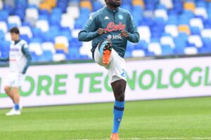 Koulibaly: «Faremo di tutto per vincere contro la Juve, non è una partita come le altre» item-thumbnail