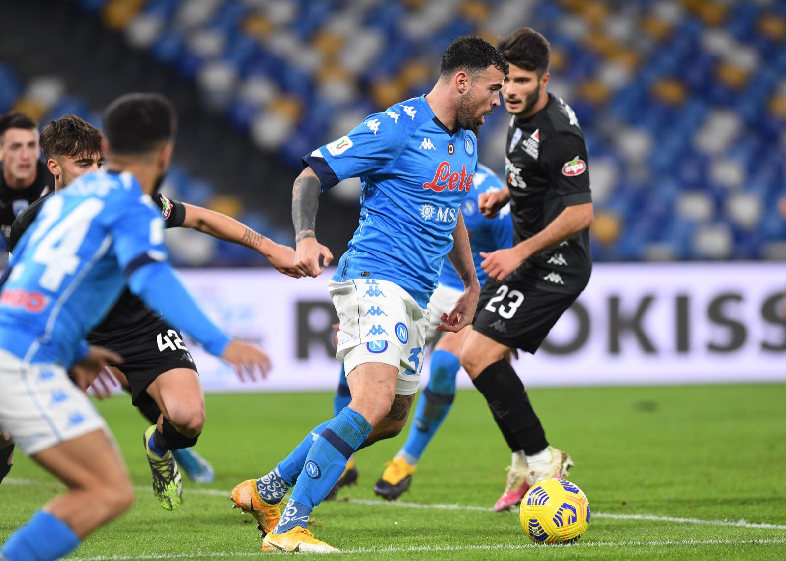 Il Napoli: “Partita bella, lottata in una altalena di gol e risolta dal guizzo di Petagna”