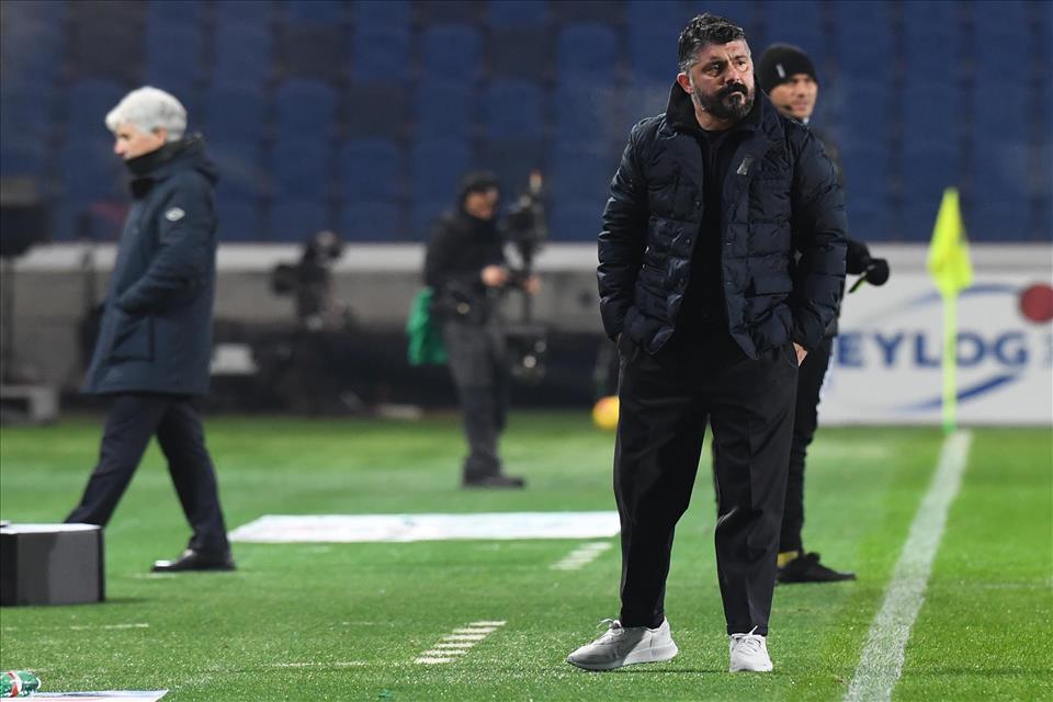 Sarebbe meglio tenere Gattuso, evitando traghettamenti e altre fesserie