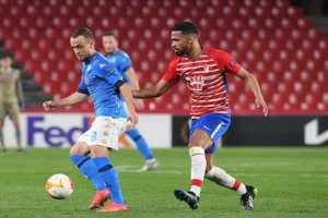 Al Napoli serve una luce o semmai un cero