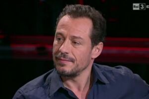 Accorsi: «Scappai a Parigi perché in Italia mi proponevano 40 copioni insieme» item-thumbnail