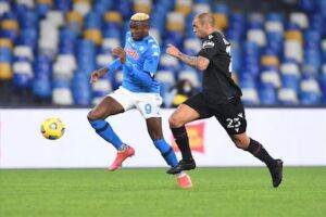 Tuttosport: Osimhen potrebbe essere titolare contro il Crotone item-thumbnail