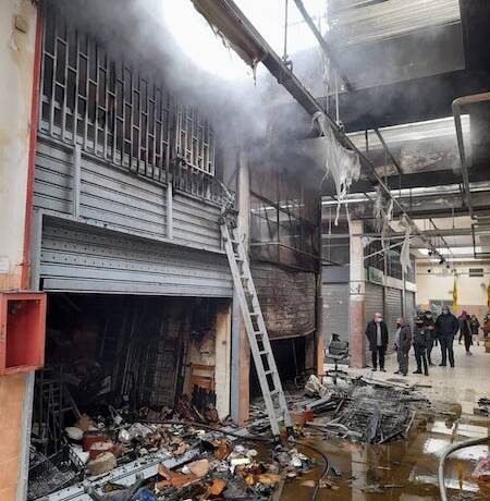 Incendio al mercato coperto di Antignano