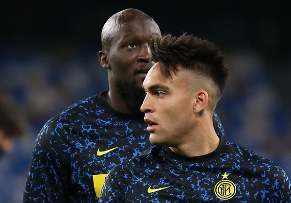 Tra aumenti programmati di ingaggio, adeguamenti e rinnovi, l’Inter 2021-22 costa già un botto Tra aumenti programmati di ingaggio, adeguamenti e rinnovi, l’Inter 2021-22 costa già un botto