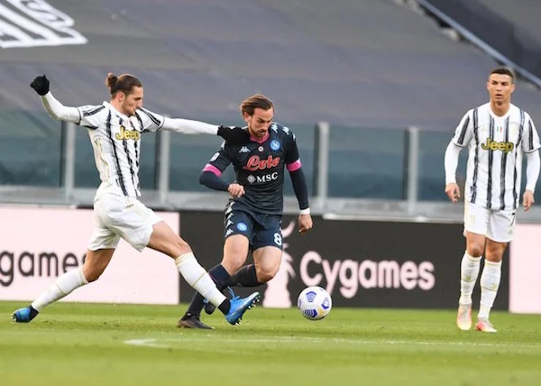il Napoli deve rifondarsi