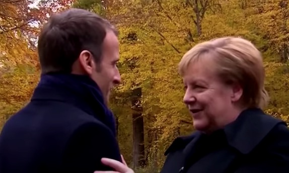 Superlega, Merkel e Macron mettono a nanna Florentino Perez e Agnelli: la fuga da casa è finita Superlega, Merkel e Macron mettono a nanna Florentino Perez e Agnelli: la fuga da casa è finita