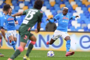 Napoli-Crotone 4-3 dimostra solo che il giochismo è per perdere il tempo item-thumbnail