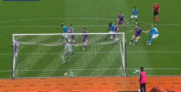 Fiorentina-Napoli la moviola