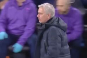 Chissà se a Roma (poesia su Mourinho e su ciò che avemmo) item-thumbnail
