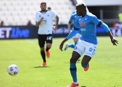 vittoria del Napoli contro lo Spezia
