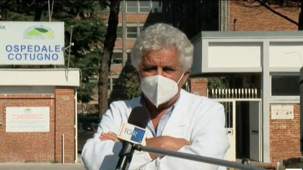 Nicola Maturo: «Ricoveriamo anziani che non hanno voluto vaccinarsi»
