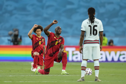 Calcio e razzismo, senza pubblico i calciatori africani giocano meglio